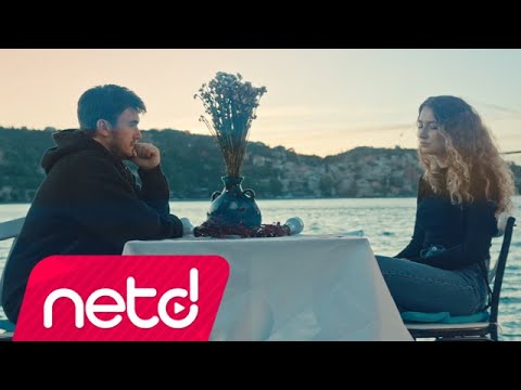 Mustafa Ceceli & Irmak Arıcı - Gün Ağarmadan